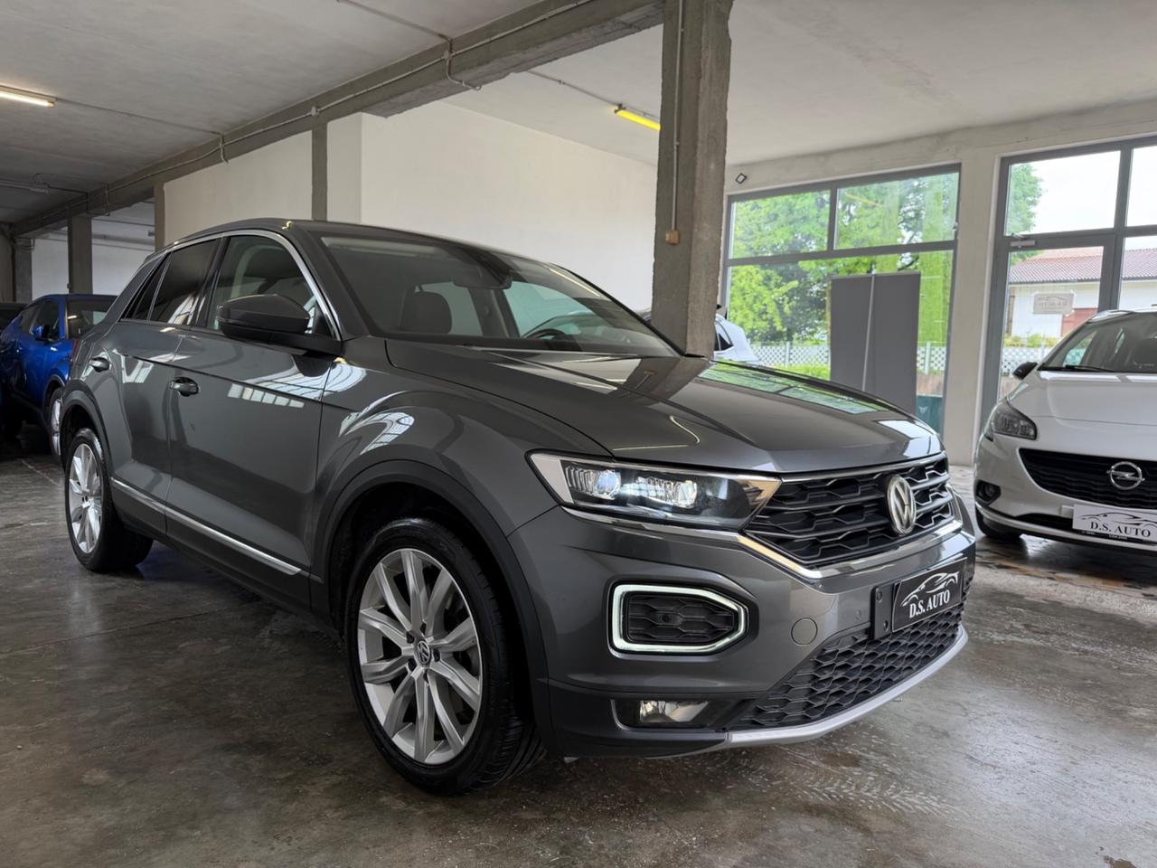 Volkswagen T-Roc 2.0 Dsg automatico 4x4