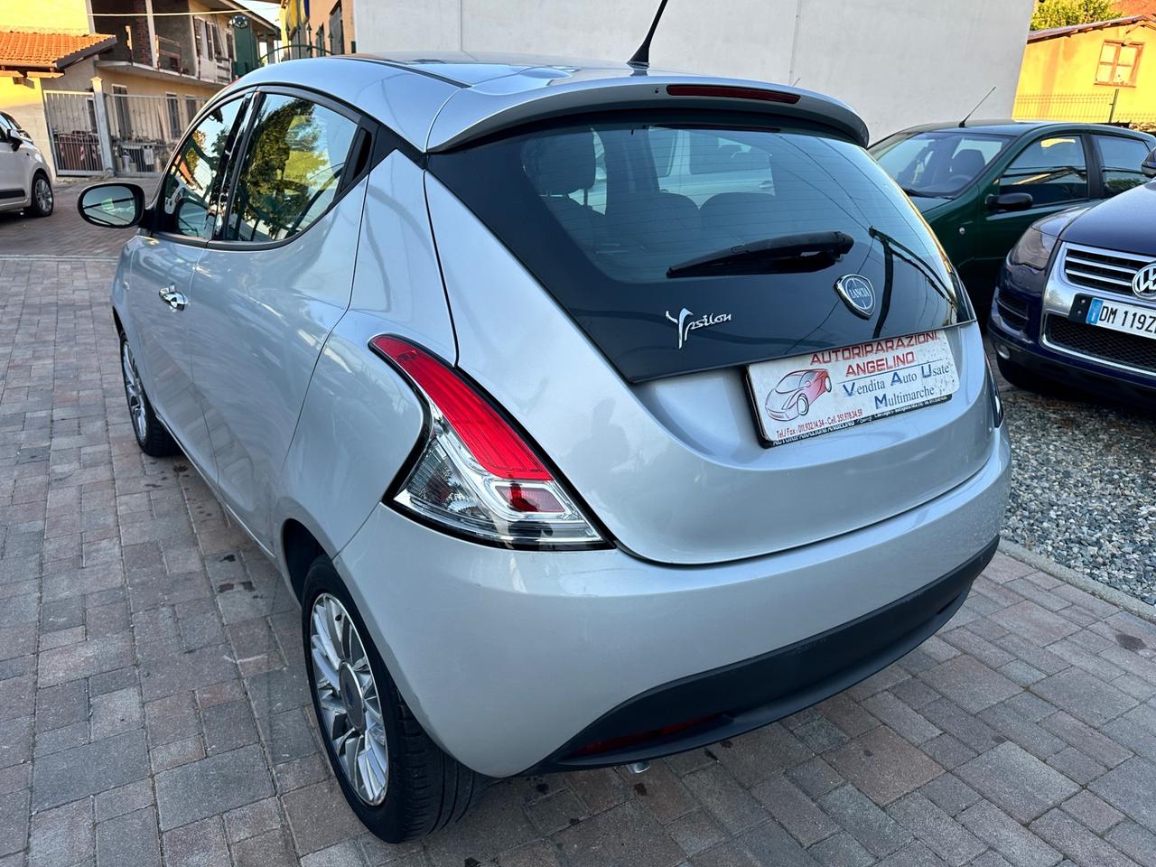 Lancia Ypsilon 1.2 69 CV 5 porte GPL Ecochic Gold