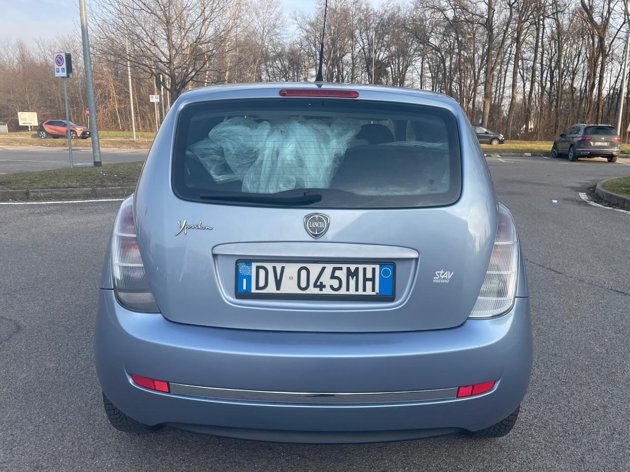 Lancia Ypsilon 1.2 *Neopatentati*doppio treno Gomme*