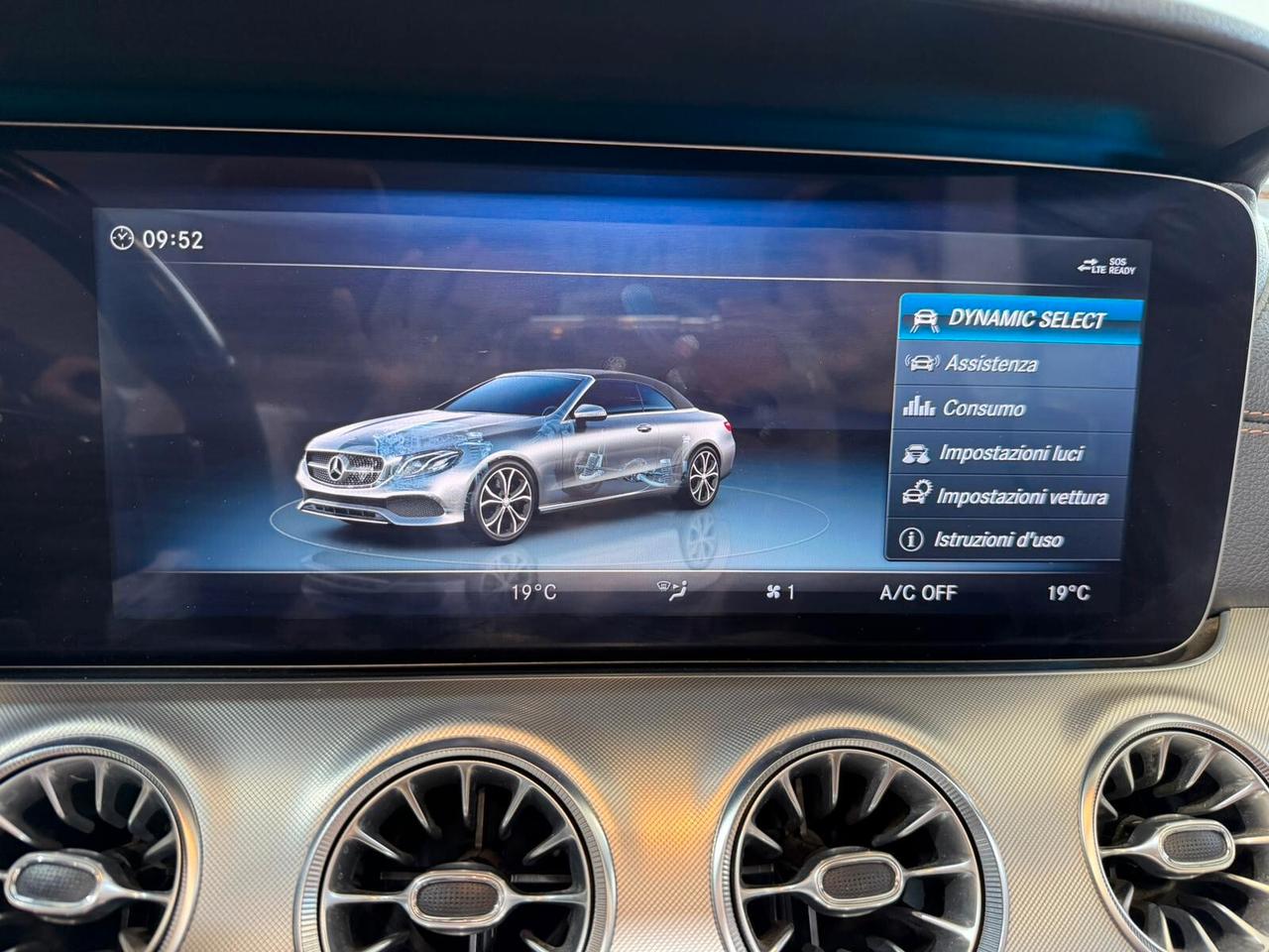 Mercedes-benz E 220 d Auto Cabrio Premium AMG, luci ambient.