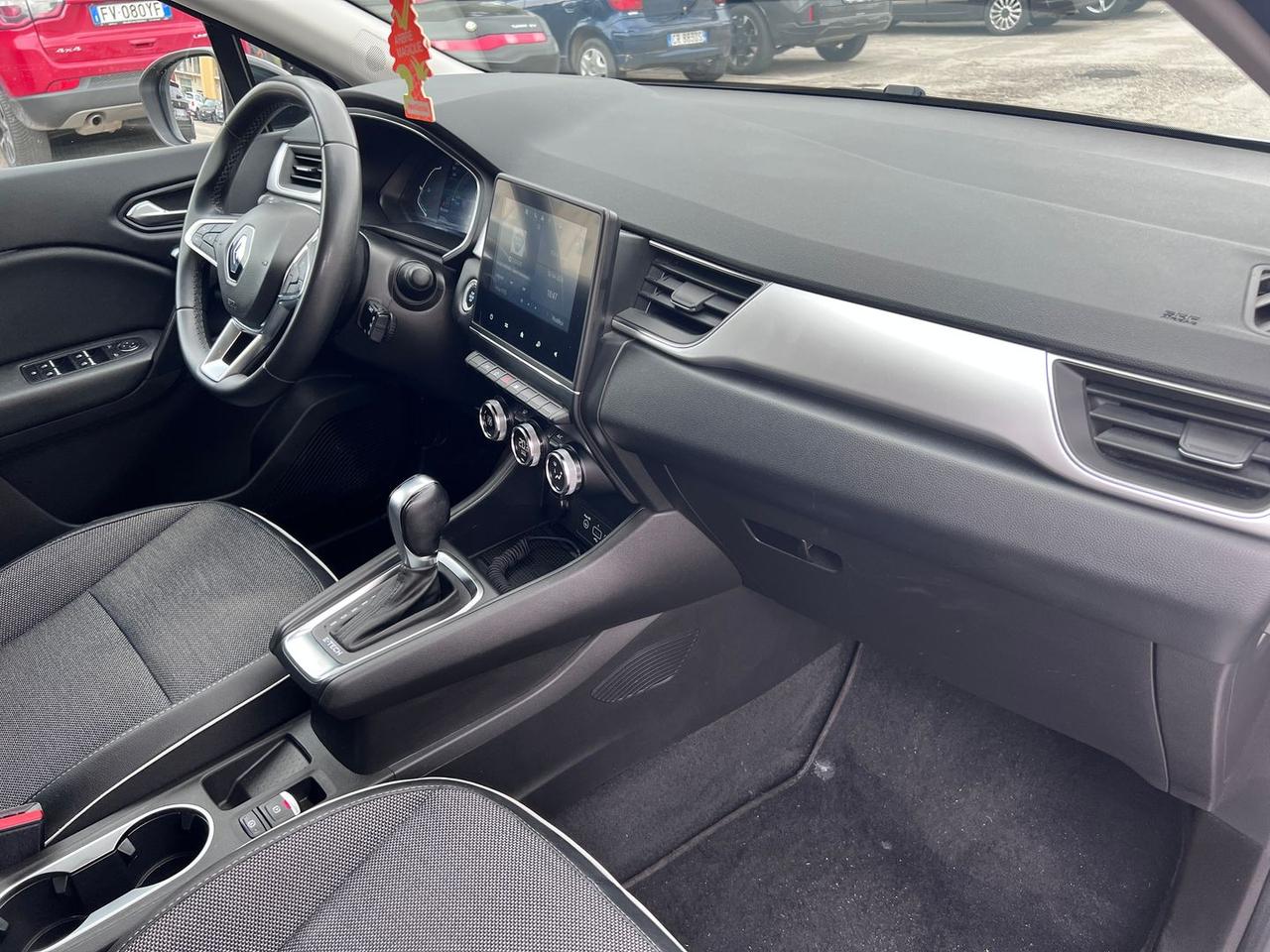 Renault Captur E-TECH 145 HEV Intens #10239