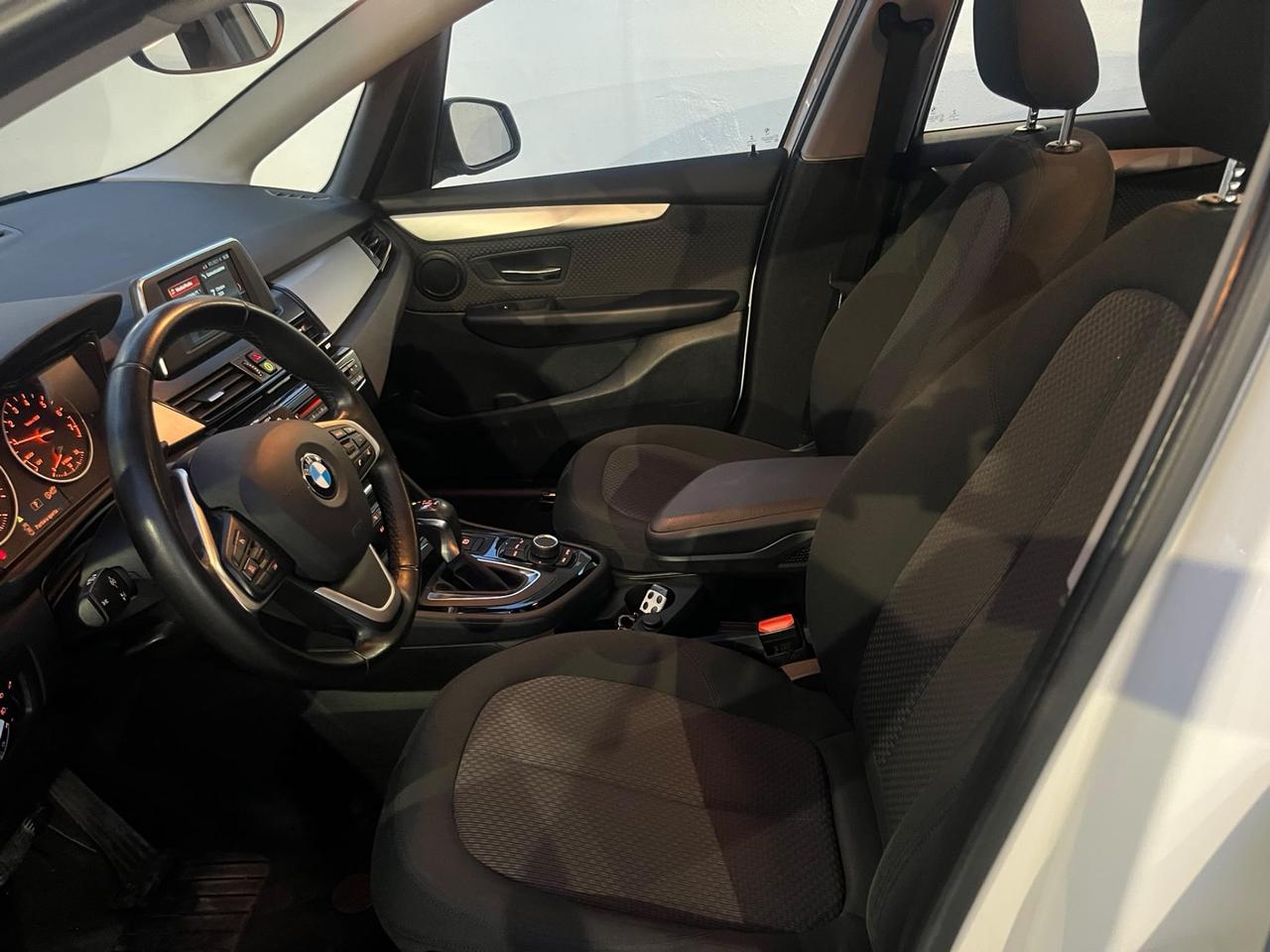 Bmw 2er Active Tourer 218i Advantage