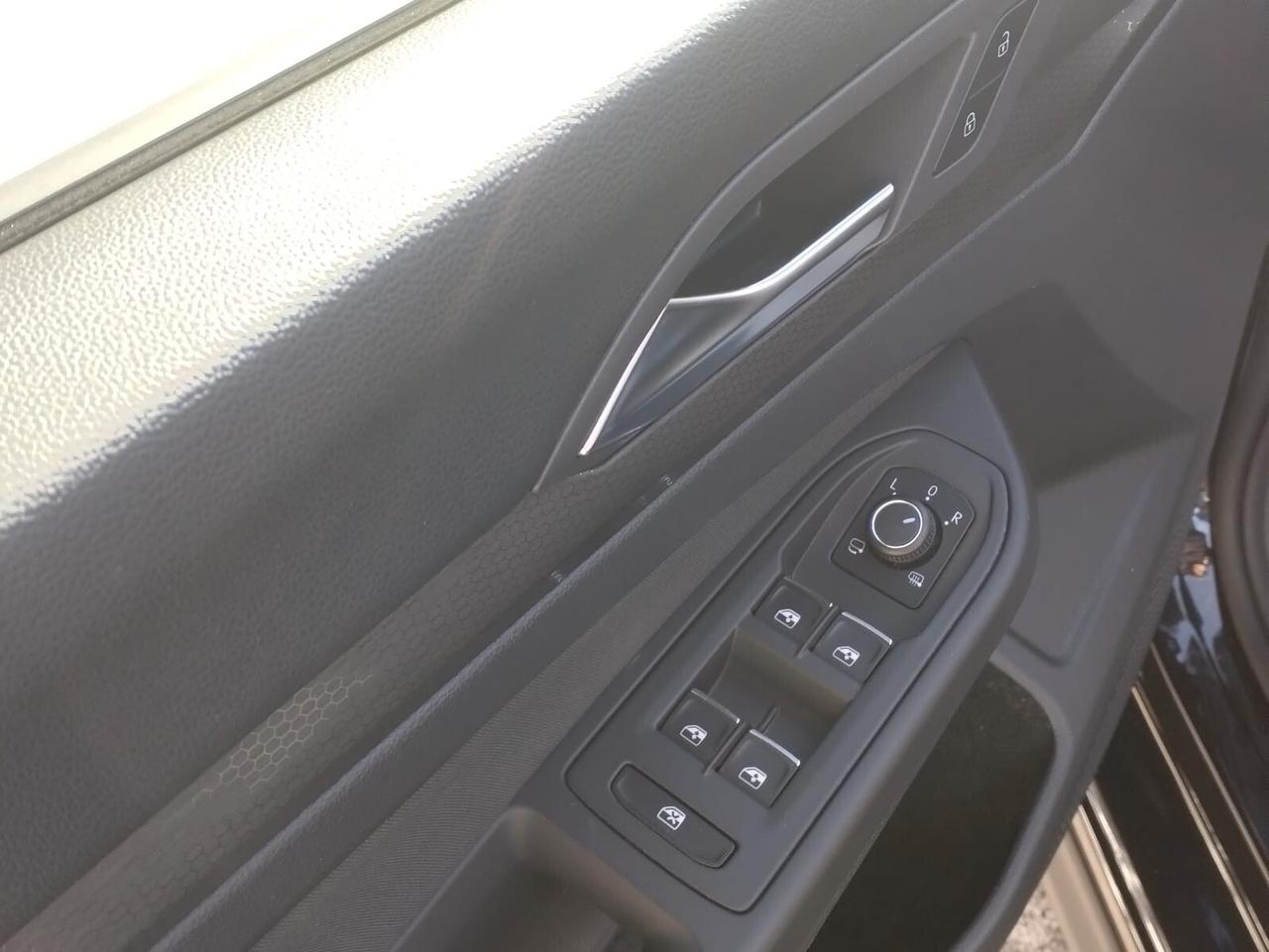 Volkswagen Golf GTI 2.0 TSI DSG