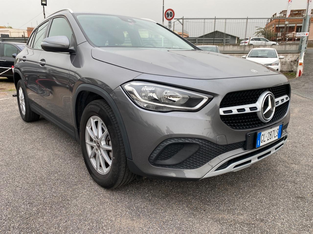 Mercedes-benz GLA 180 GLA 180 d Automatic Business