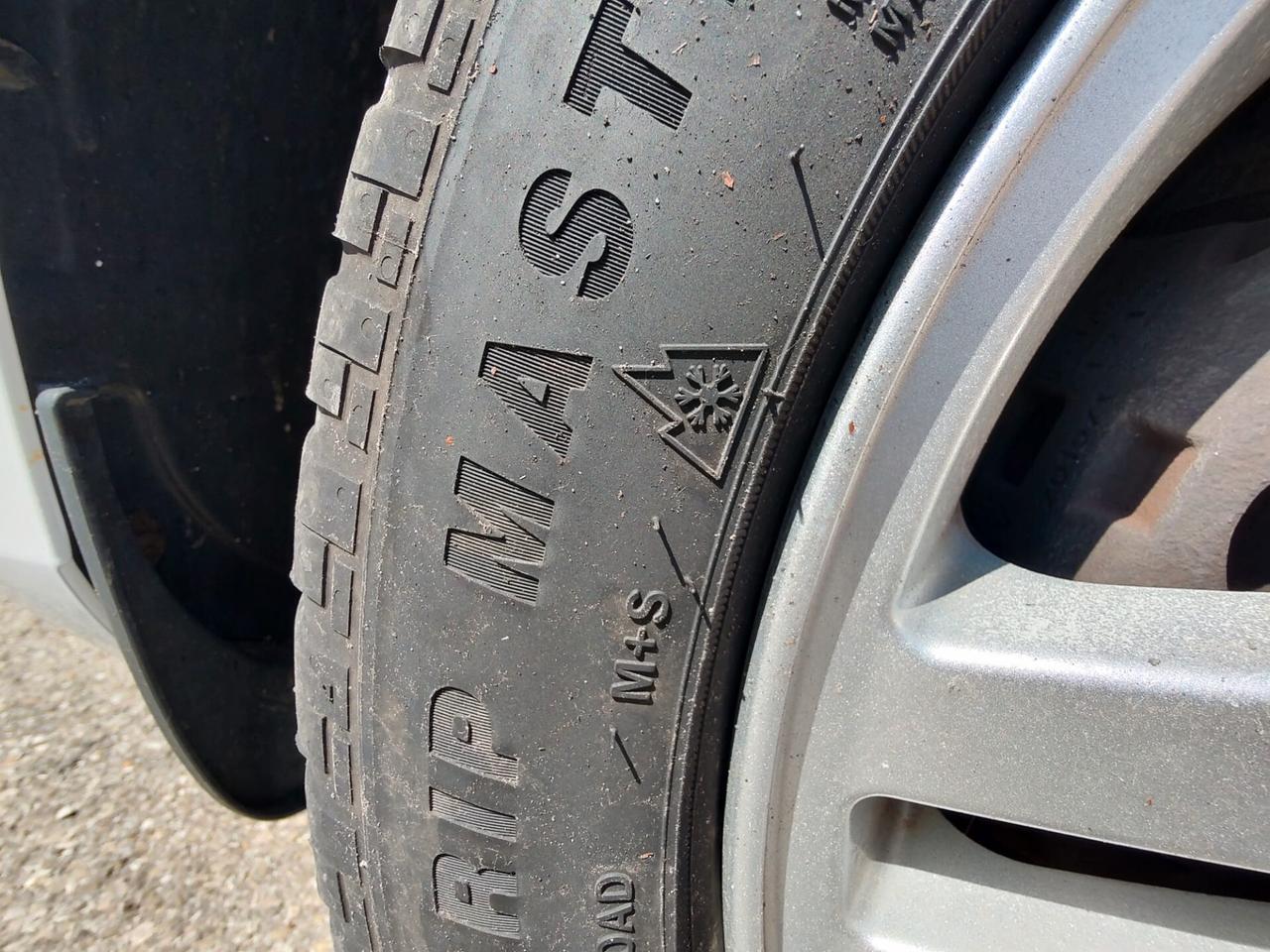 Ford Fiesta Plus 1.4 5 porte, BENZINA\GPL, OK NEOPATENTATI, GARANZIA L.12 MESI