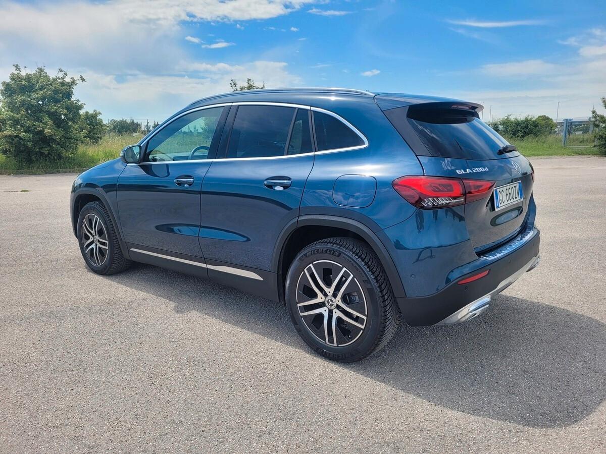 Mercedes-benz GLA 200 GLA 200 d Automatic Sport Plus