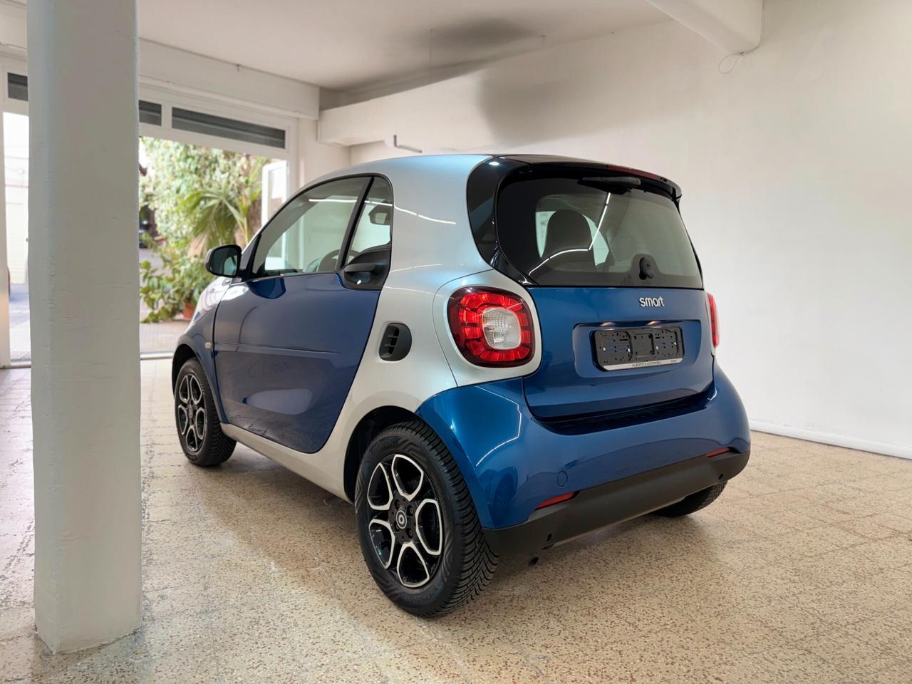 Smart ForTwo 1.0 Prime Uni Pro