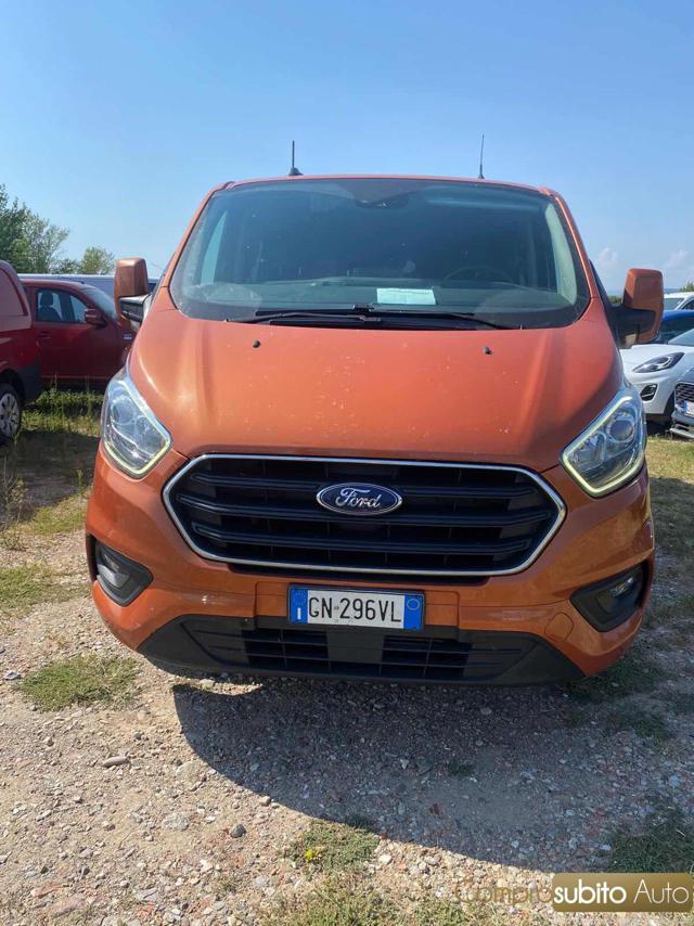 FORD Transit Custom 320 2.0 EcoBlue 6 POSTI 130 PC Combi + IVA 22%