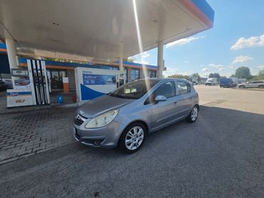 Opel Corsa 1.2 5 porte GPL