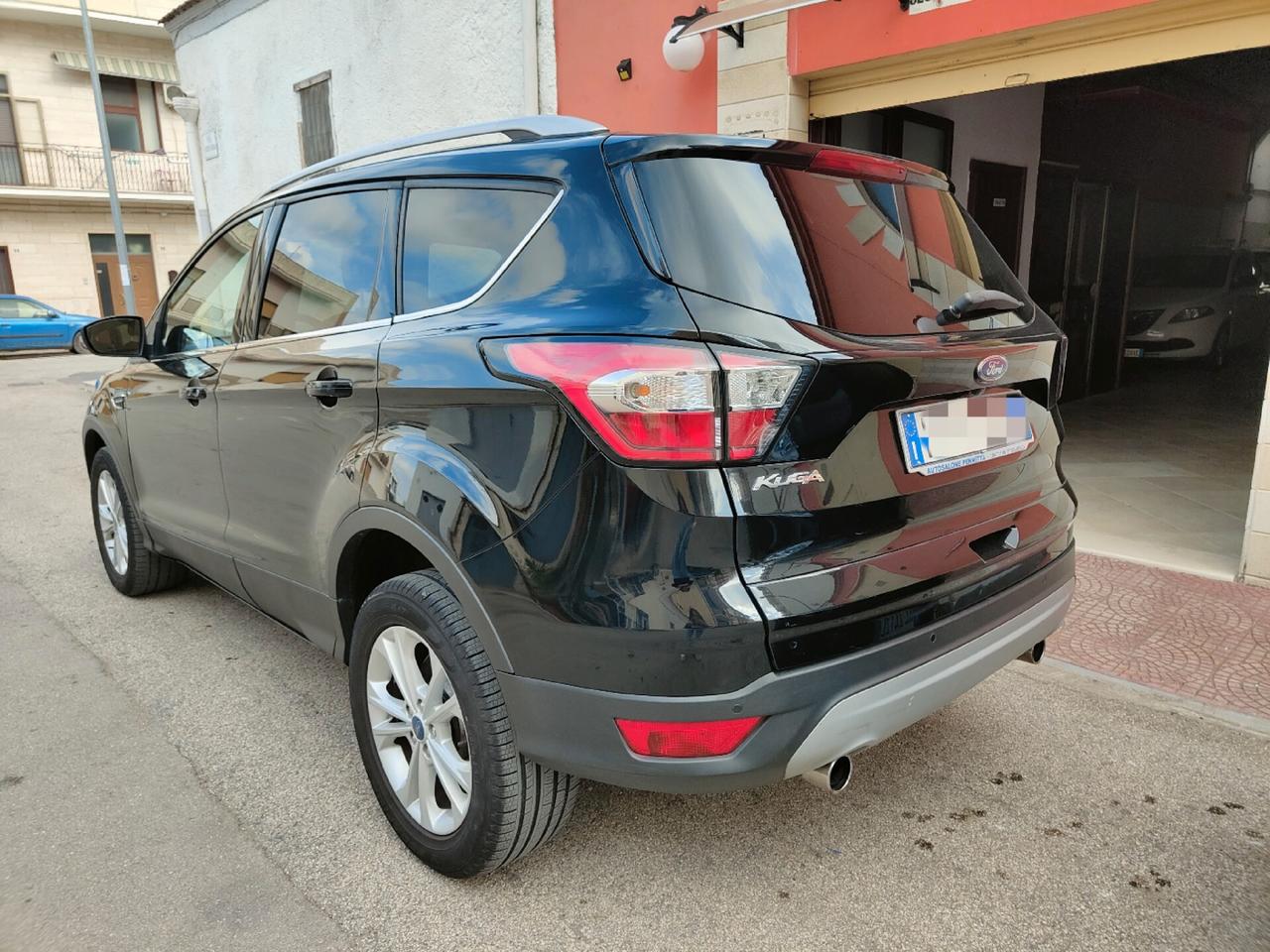 Ford Kuga 1.5 TDCI 120 CV S&S 2WD Titanium