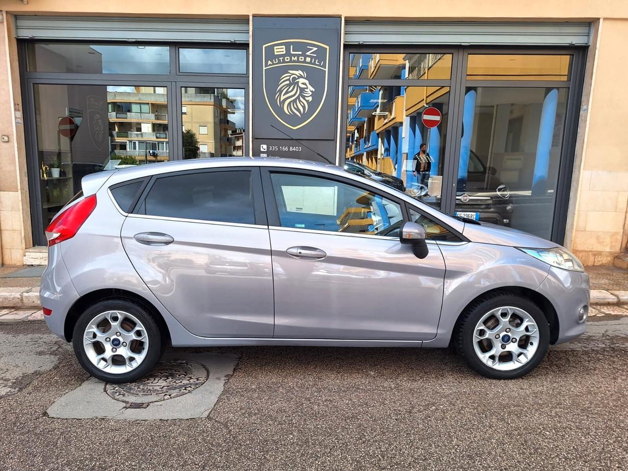 Ford Fiesta 1.4 TDCi 70CV 5 porte Titanium