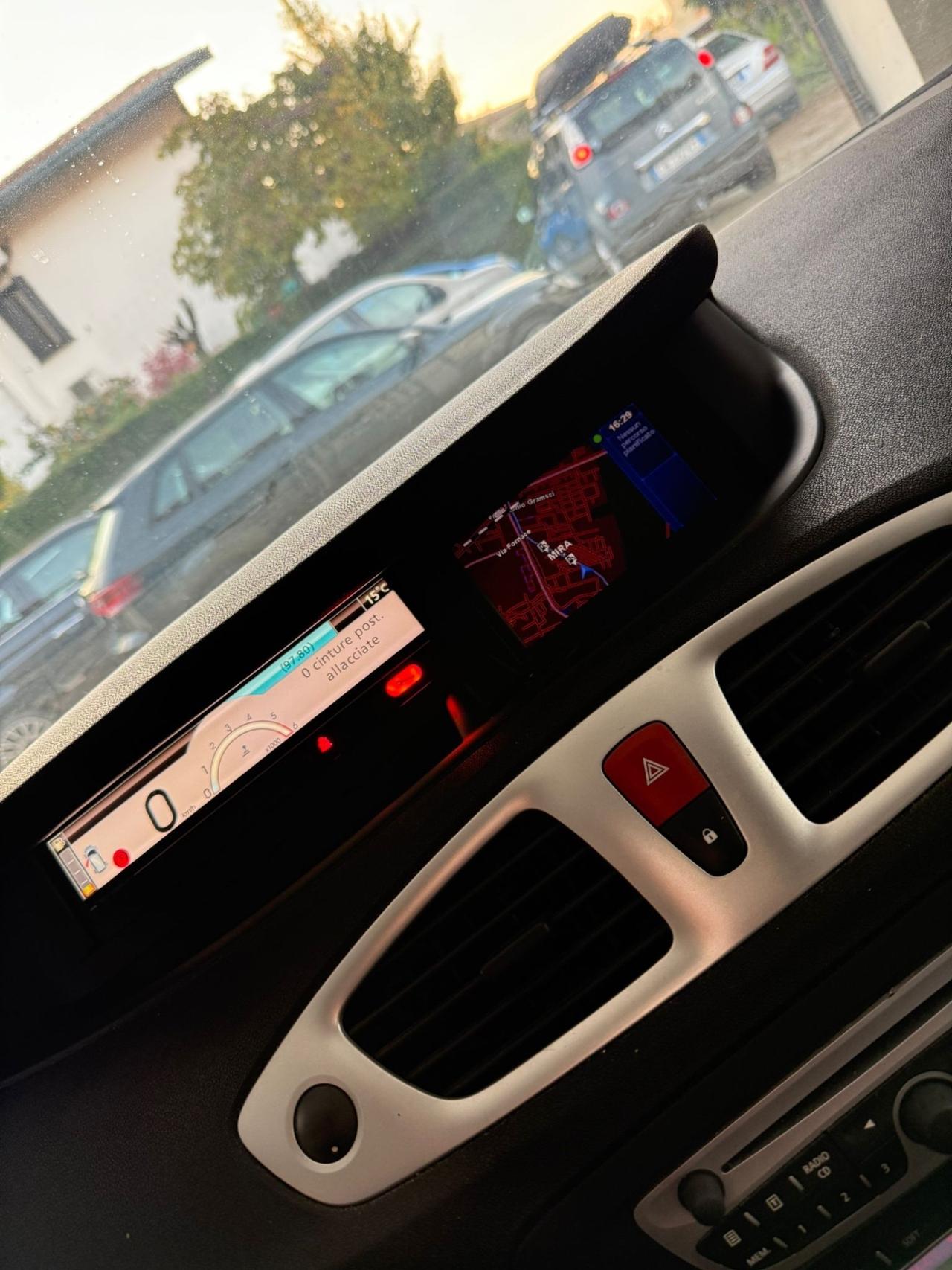 Renault Scenic Scénic X-Mod 1.9 dCi 130CV Luxe