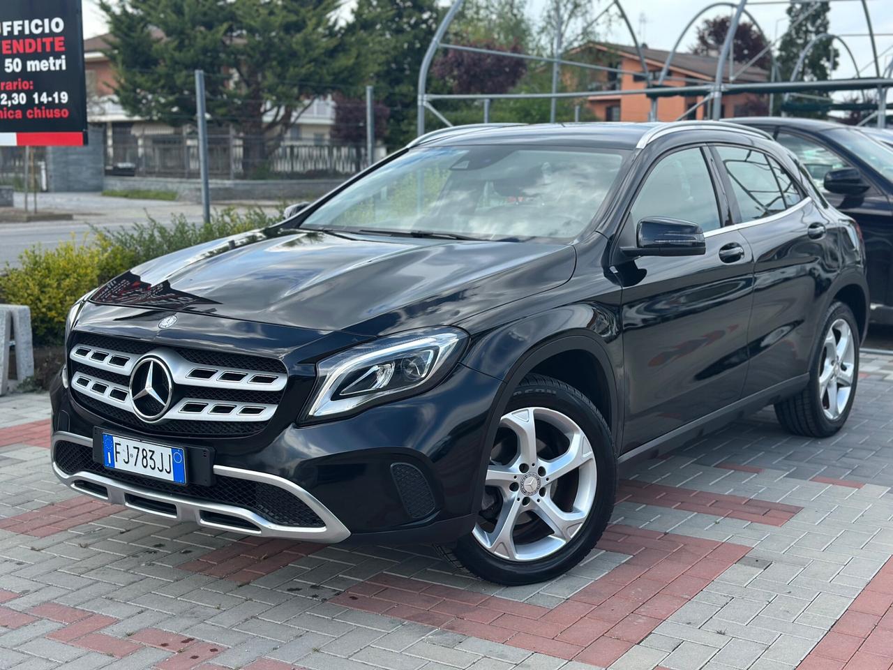 Mercedes-benz GLA 200d Sport NAVI*PELLE*R.CAMERA