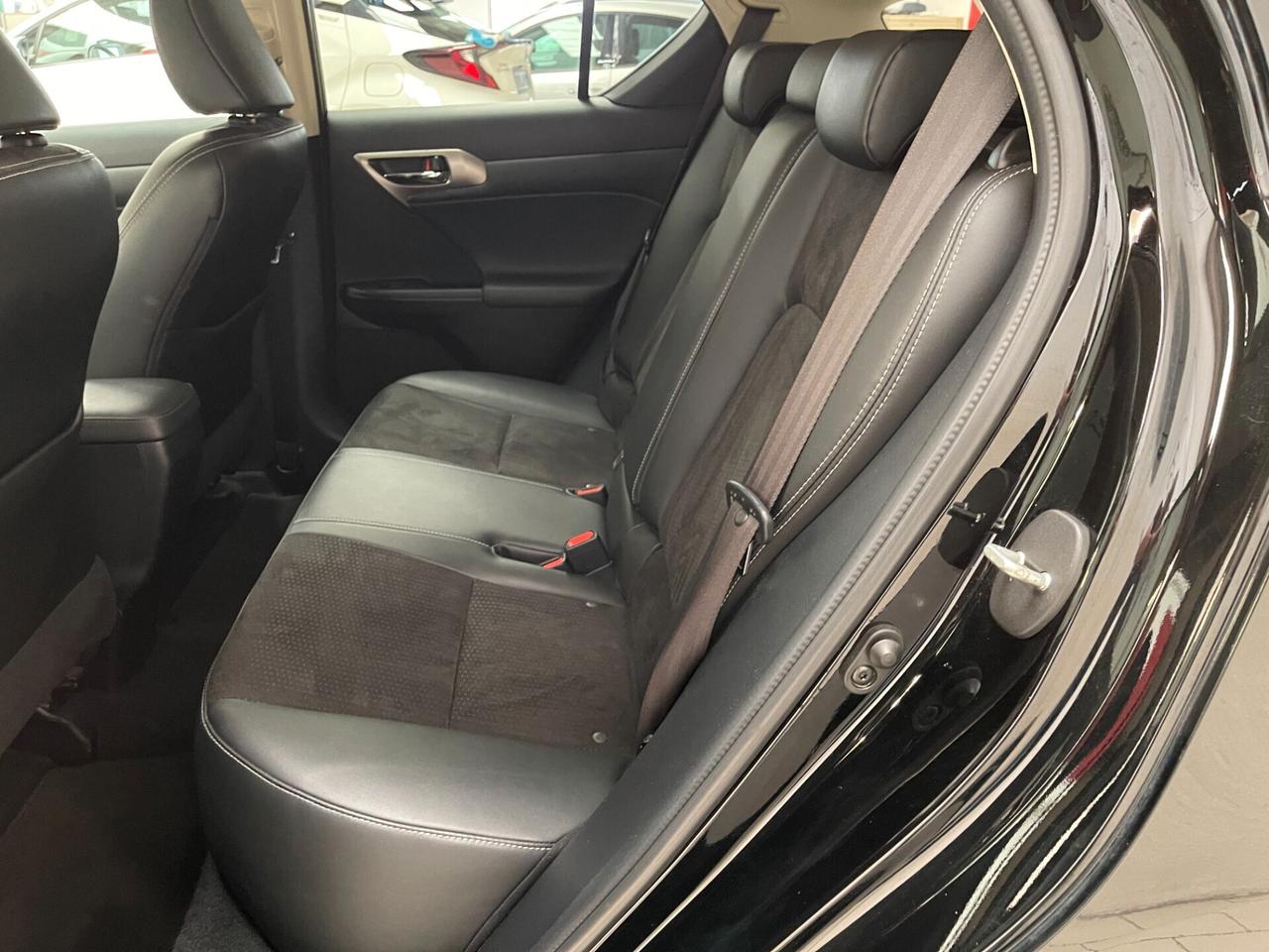 Lexus CT 200h Sport Black Street 1.8 hybrid-Ok Neop-LEGGI SOTTO