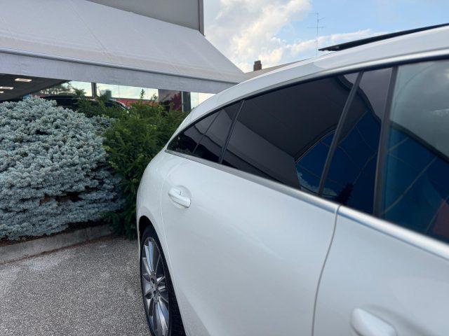 MERCEDES-BENZ CLA 220 d AUT. SHOOTING BRAKE PREMIUM *BICOLOR*TETTO*UNIPR