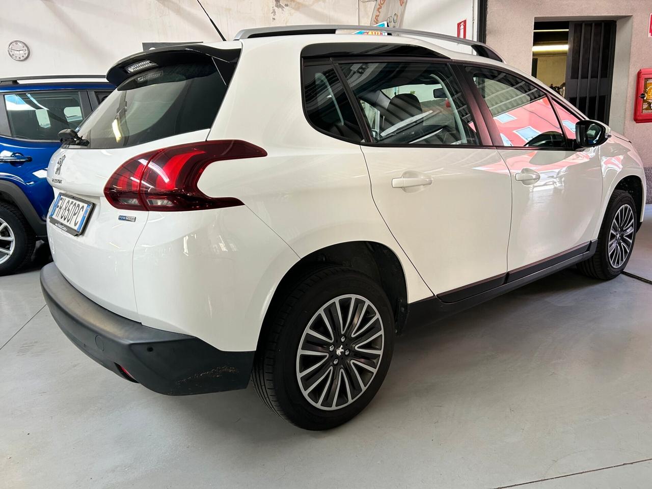Peugeot 2008 PureTech 82 Allure