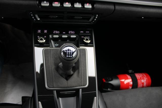 PORSCHE 911 Carrera 2 GTS MANUALE-CARBON-GUSCI