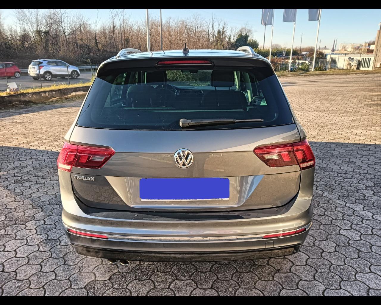 VOLKSWAGEN Tiguan II 2016 - Tiguan 1.5 tsi Advanced R-Line Exterior Pac