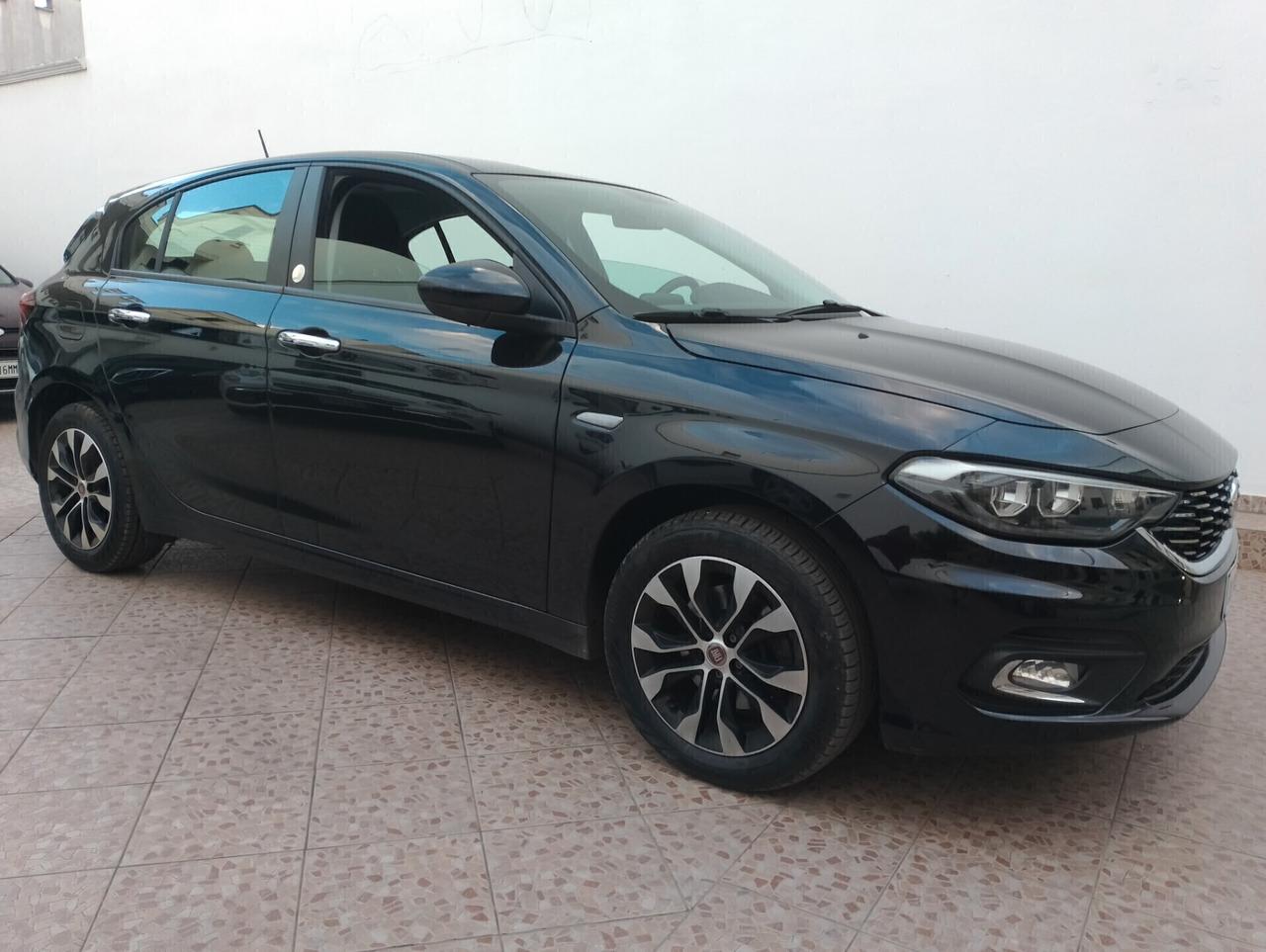 Fiat Tipo 1.3 Mjt S&S 5 porte Sport
