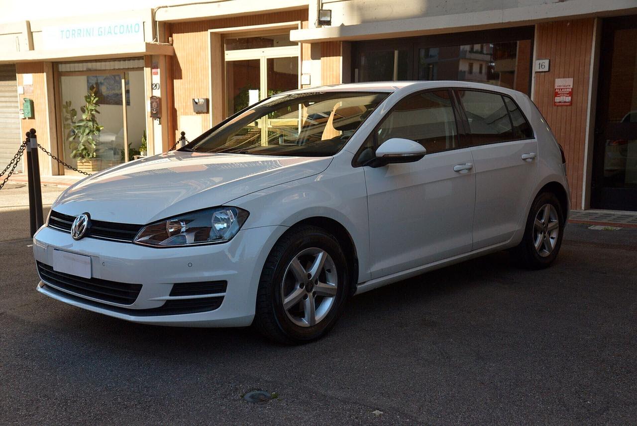 VOLKSWAGEN GOLF 1.6 TDI 90CV TRENDLINE – DIESEL EURO 6