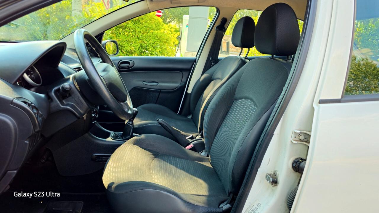 Peugeot 206 plus ok neopatentati GARANTITA 12 MESI