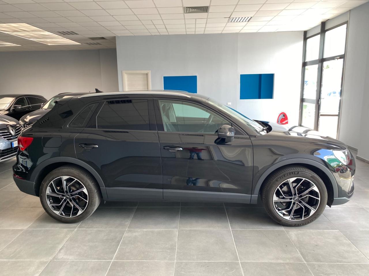 Audi Q3 35 2.0 150 Cv TDI S tronic GARANTITA