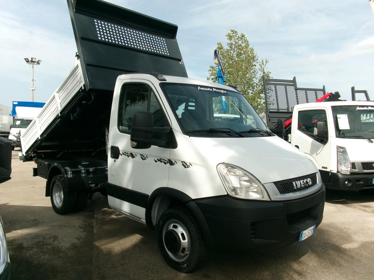 Iveco Daily 35C18 3000 180CV E4 RIBALTABILE TRILATERALE NUOVO 195000 KM