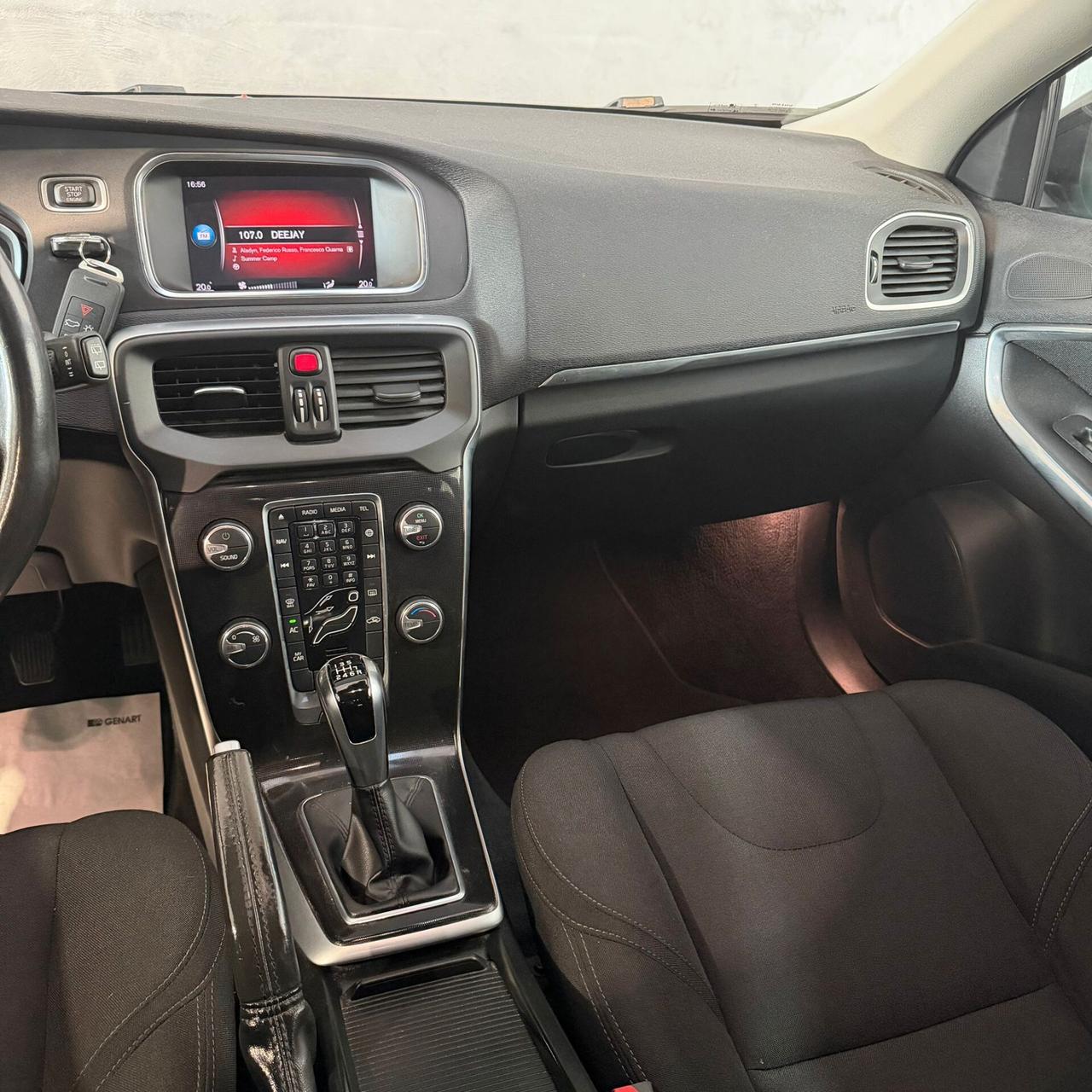 Volvo V40 D2 Business Plus