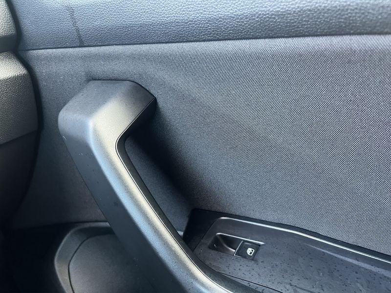 Volkswagen T-Roc 1.6 TDi UNITED-KEYLESS START/COCKPIT