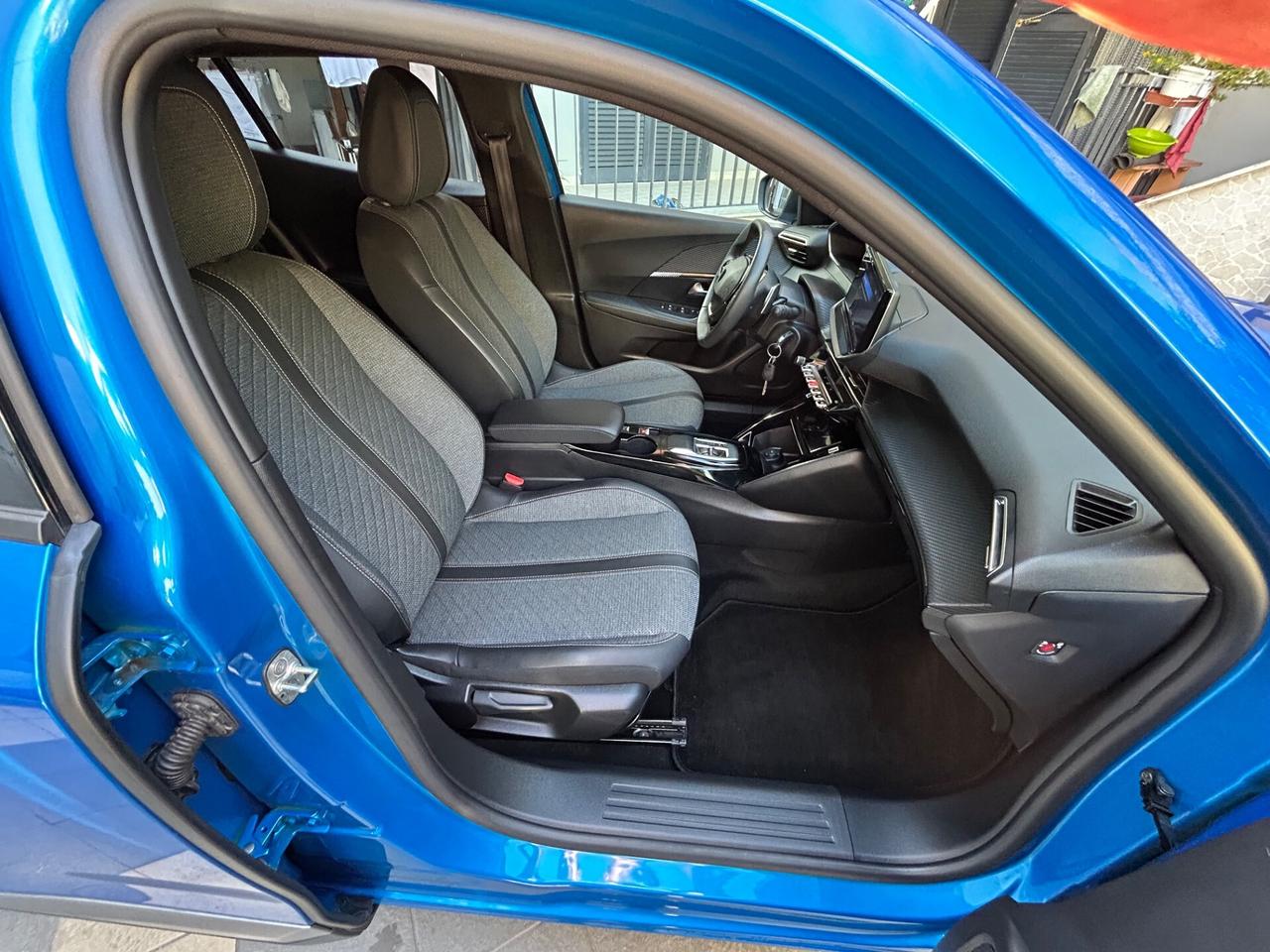 Peugeot 2008 BlueHDi 130 S&S EAT8 Allure Pack