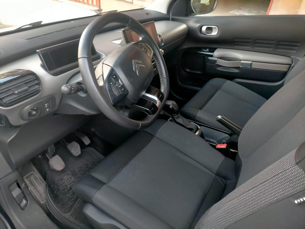 Citroen C4 Cactus BlueHDi 100 S&S Shine