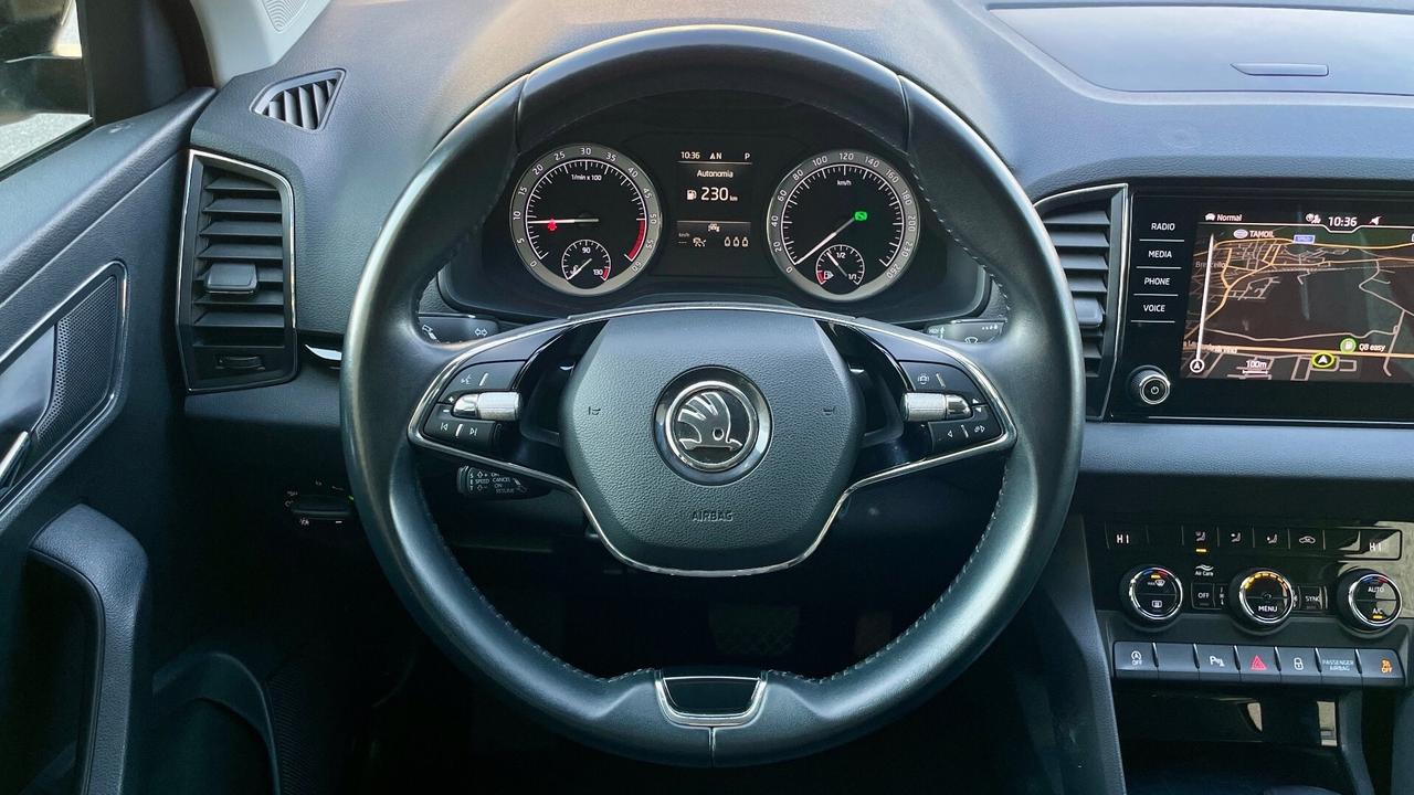 SKODA KAROQ 2.0 TDI STYLE DSG 115CV - FULL LED, KEYLESS SYSTEM, NEOPATENTATI