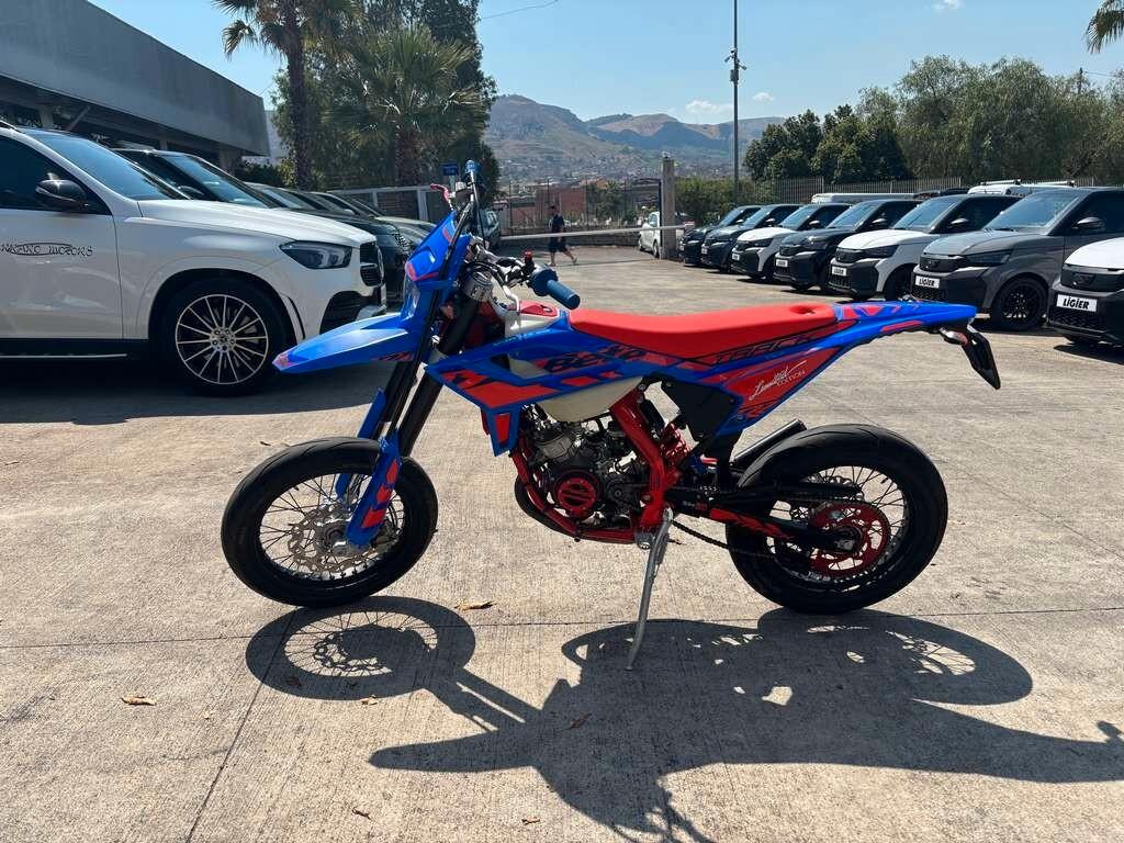Beta RR Motard 50 2T Track 2026 / KM 2.000 Tua a solo 34 Euro al mese