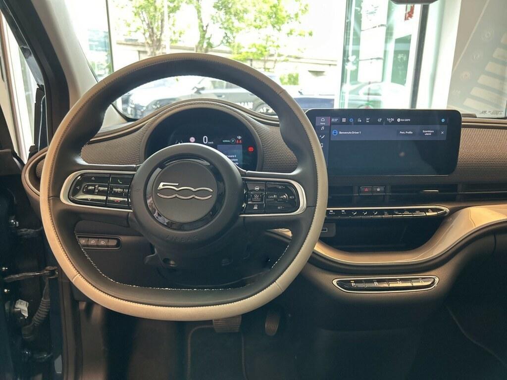 Fiat 500 La Prima
