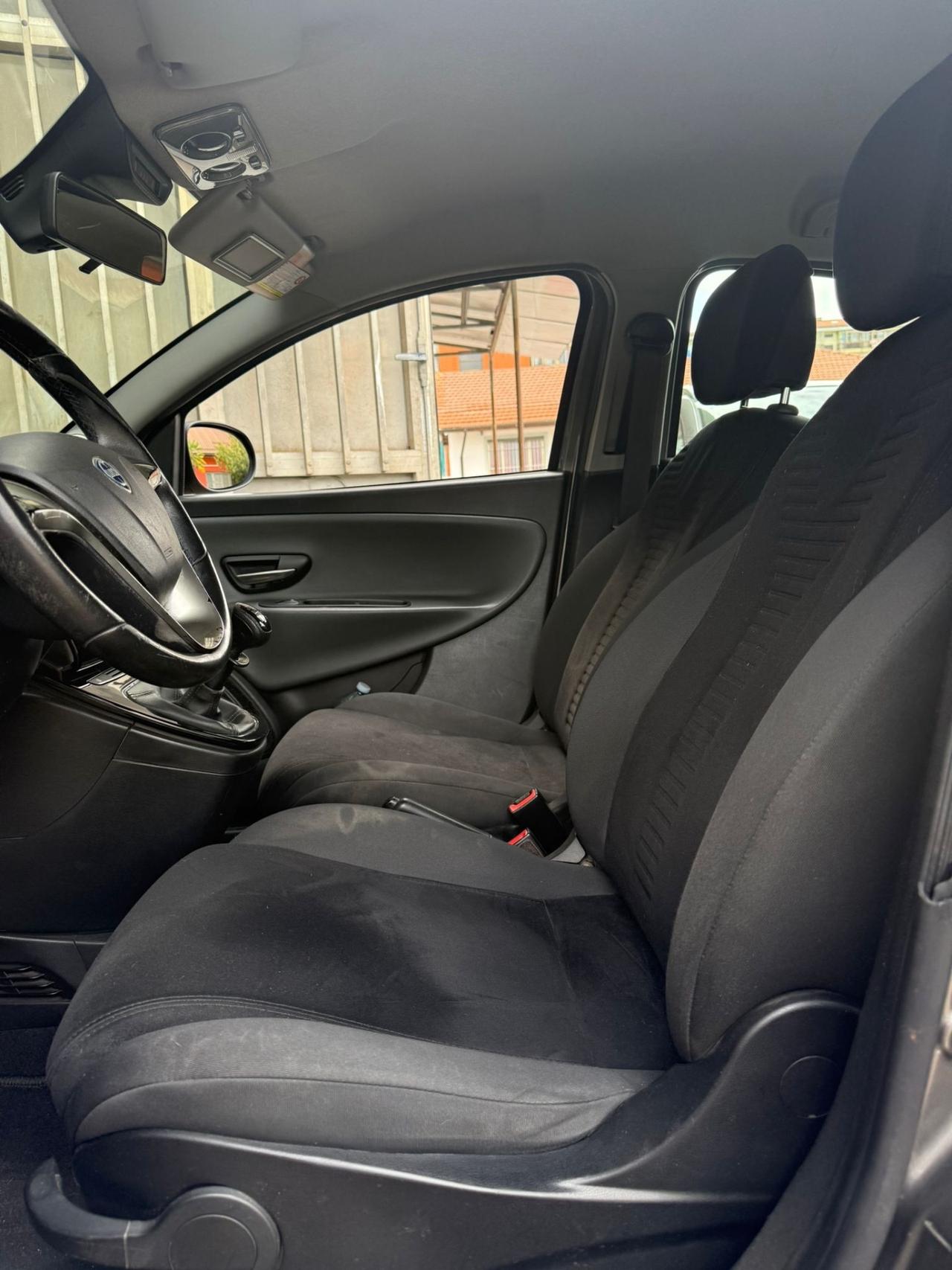 Lancia Ypsilon 1.2 69 CV 5 porte GPL Ecochic Gold