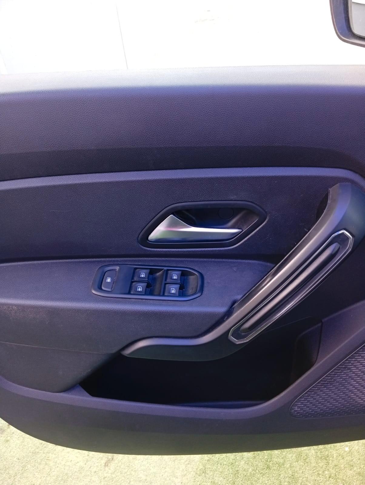 Dacia Duster 1.0 TCe 100 CV ECO-G 4x2 15th Anniversary