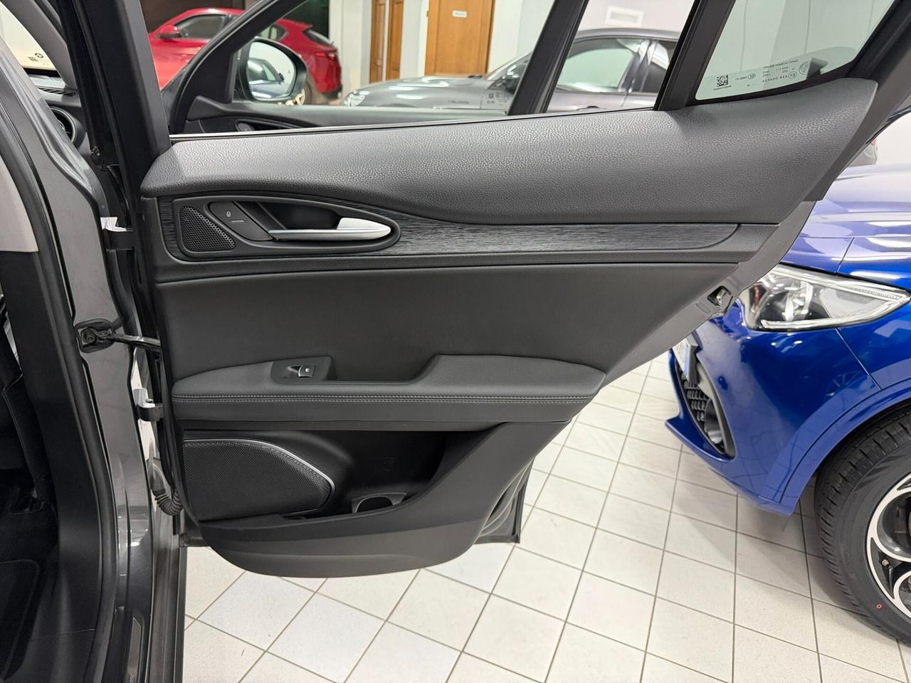 Alfa Romeo Stelvio 2.2 TD 190 CV EXECUTIVE Q4 RUOTINO GOMME NUOVE PIRELLI