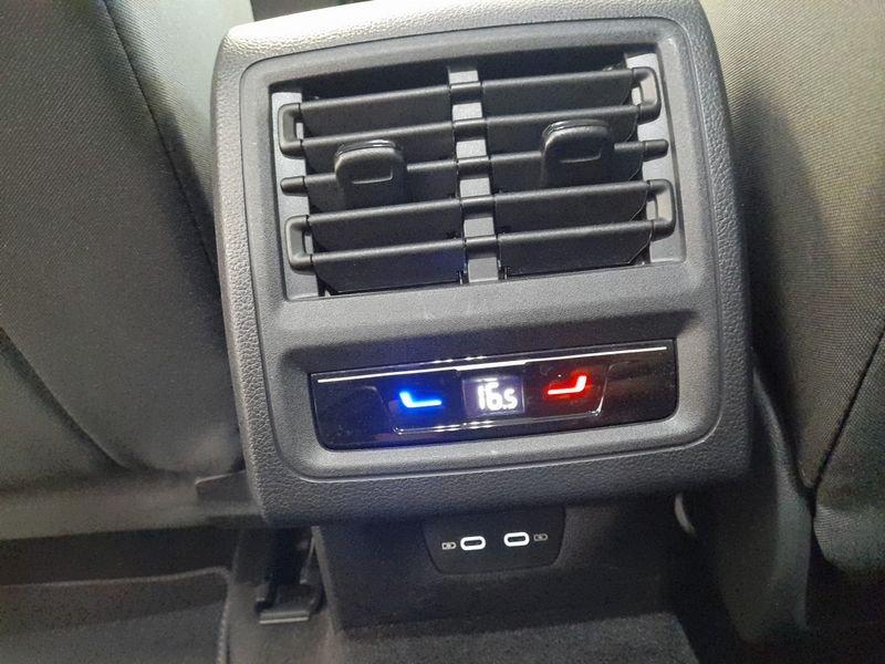 Volkswagen Golf 1.5 eTSI EVO ACT Style DSG