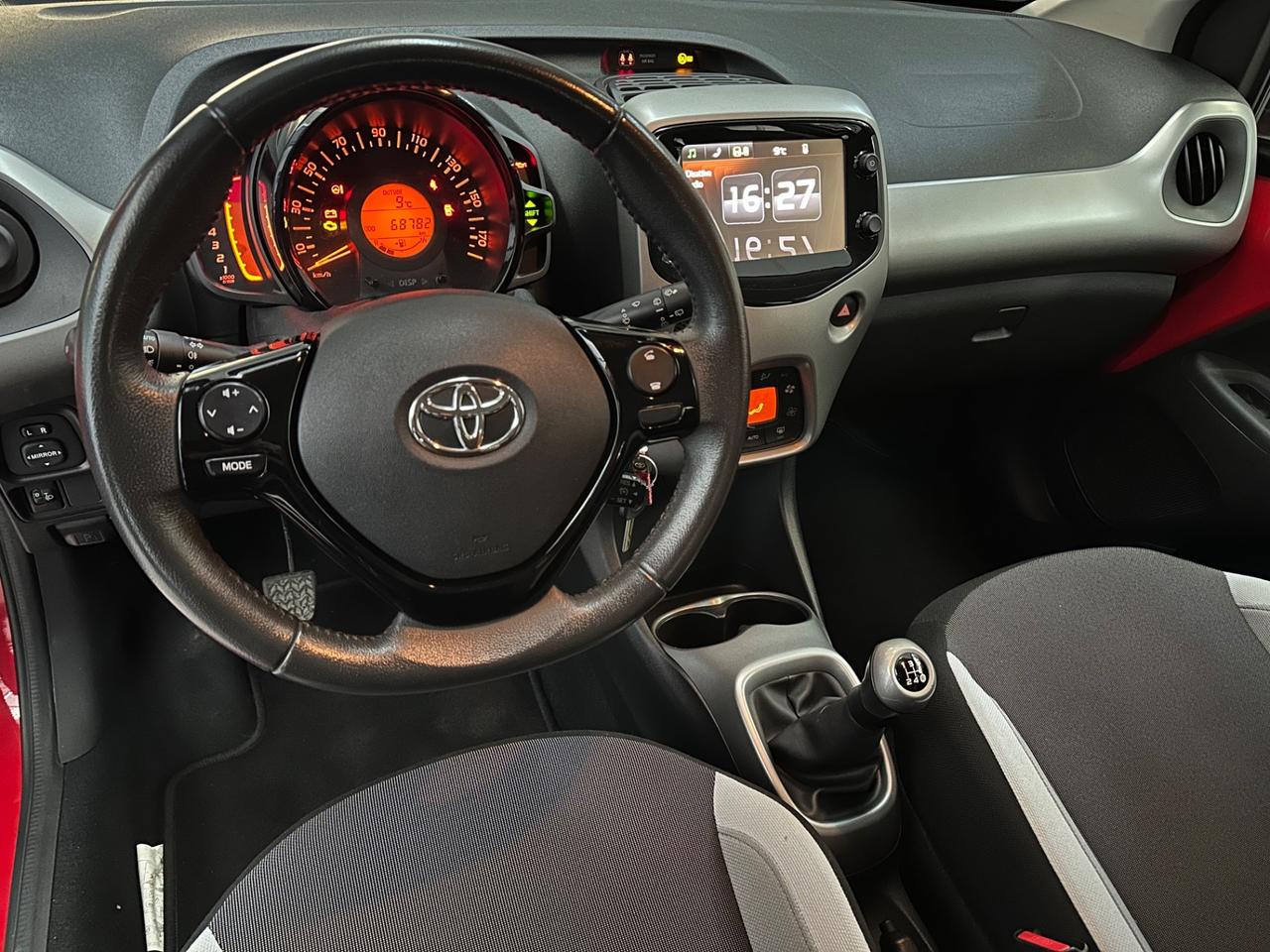 Toyota Aygo 1.0 VVT-i 69 CV 5 porte x-wave