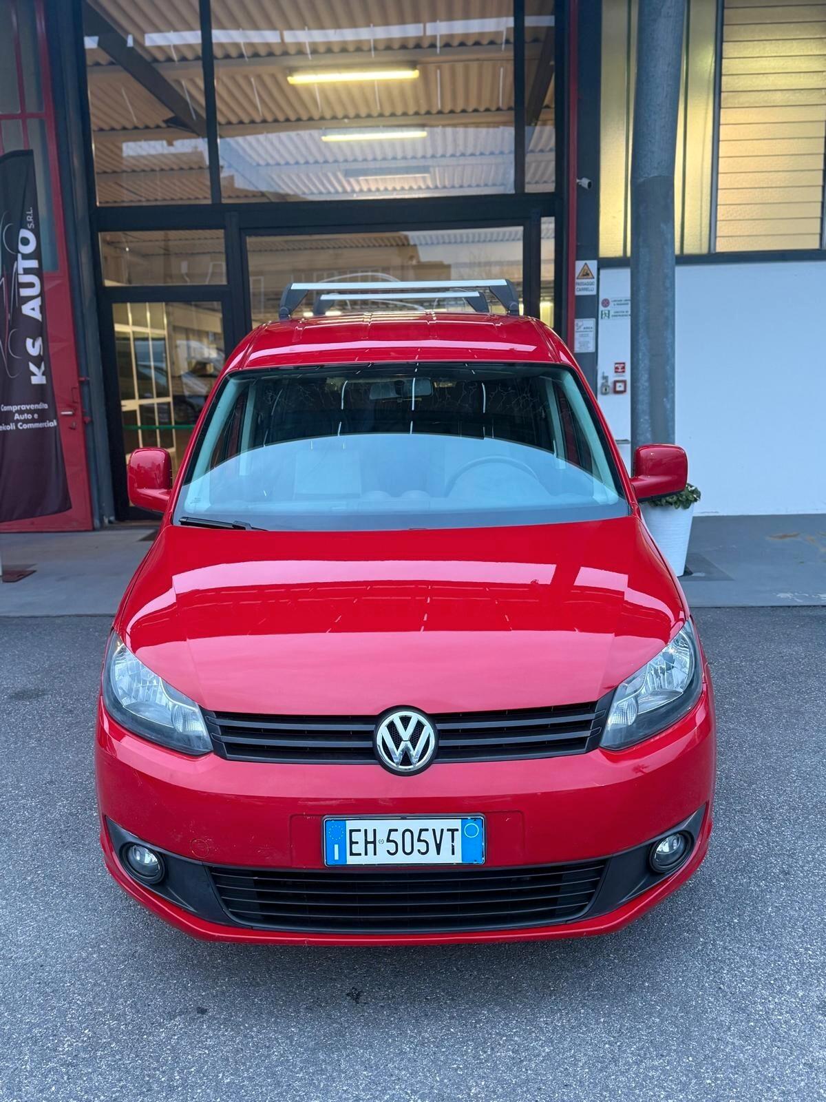 Volkswagen Caddy 1.6 TDI 102 CV. Trendline Maxi 7 POSTI