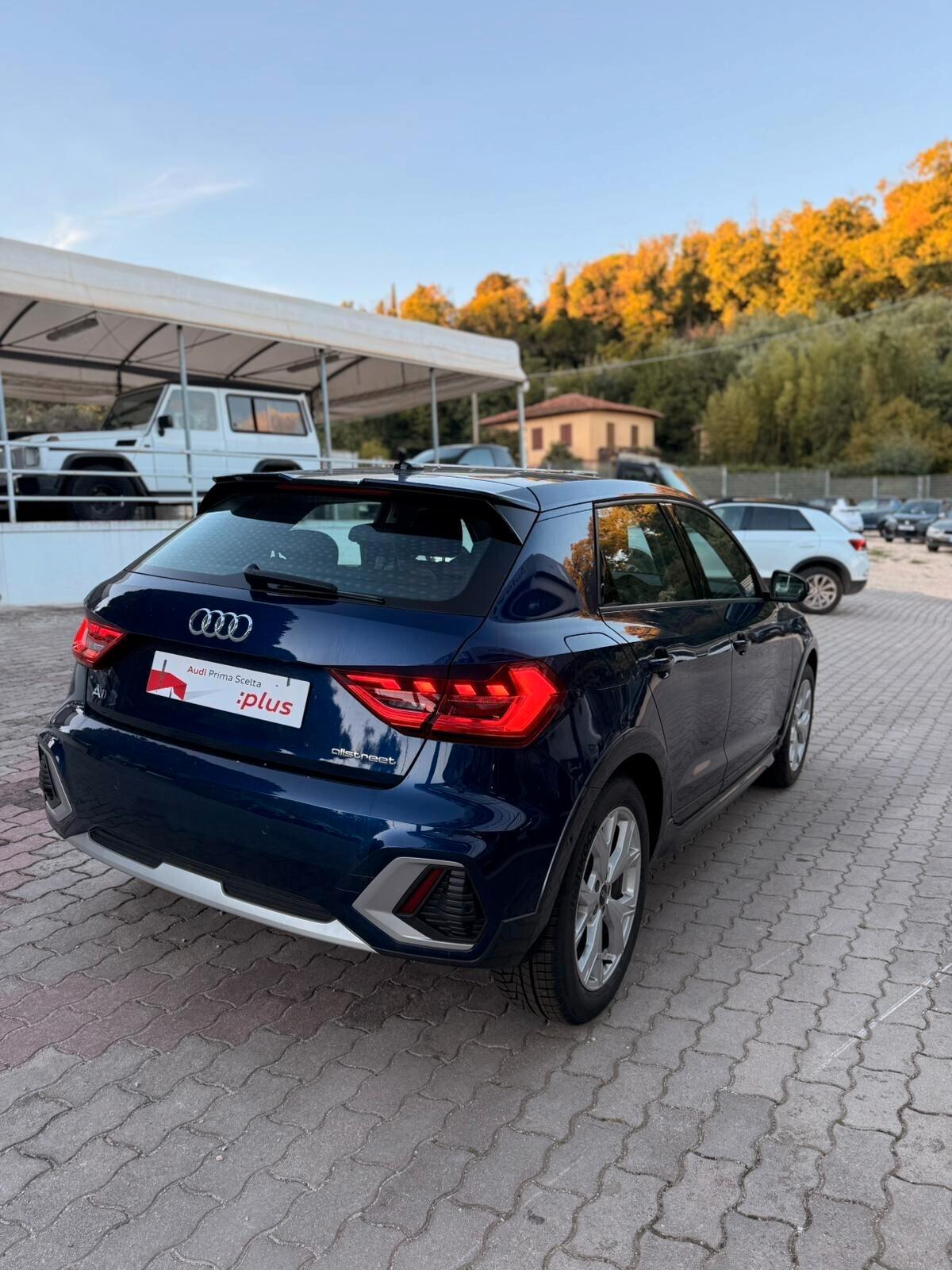 Audi A1 allstreet 30 TFSI S tronic Business