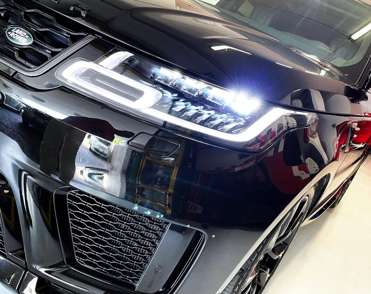 RANGE ROVER SPORT HST HYBRID Total Black +CARBONIO
