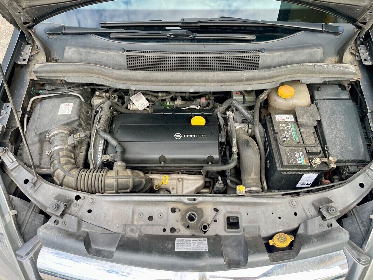 Opel Zafira 7POSTI 1.6T met 110kw Cosmo UNIPROP