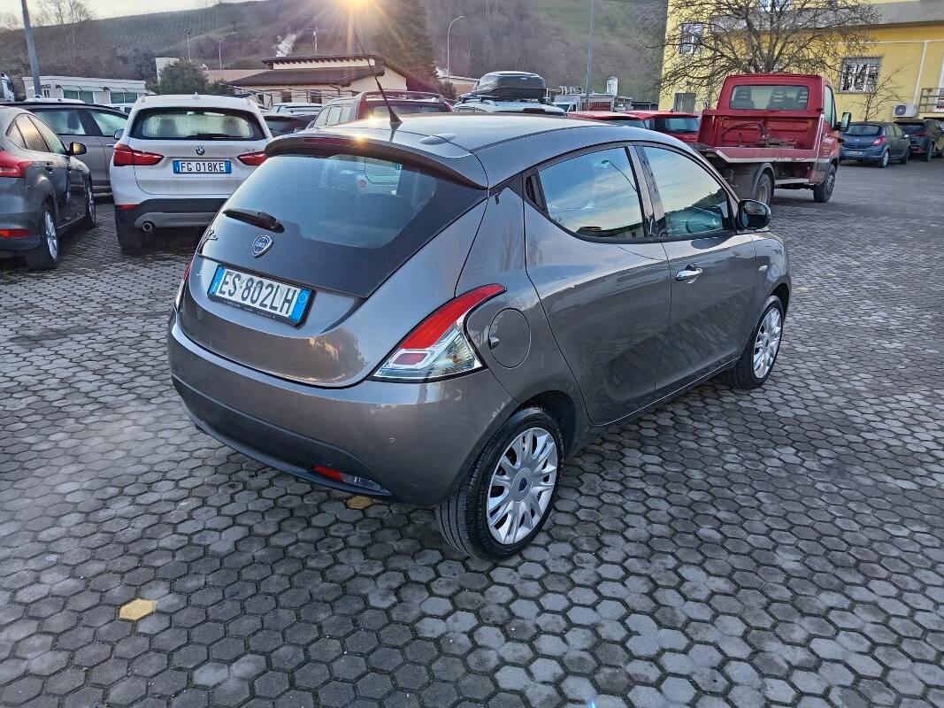 Lancia Ypsilon 1.2 8v Platinum 69cv
