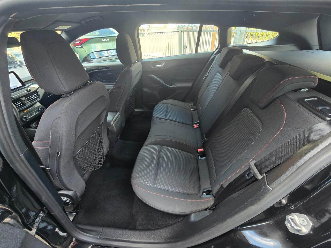 Ford Focus SW 1.0 ecoboost 125cv ST-Line AUT.