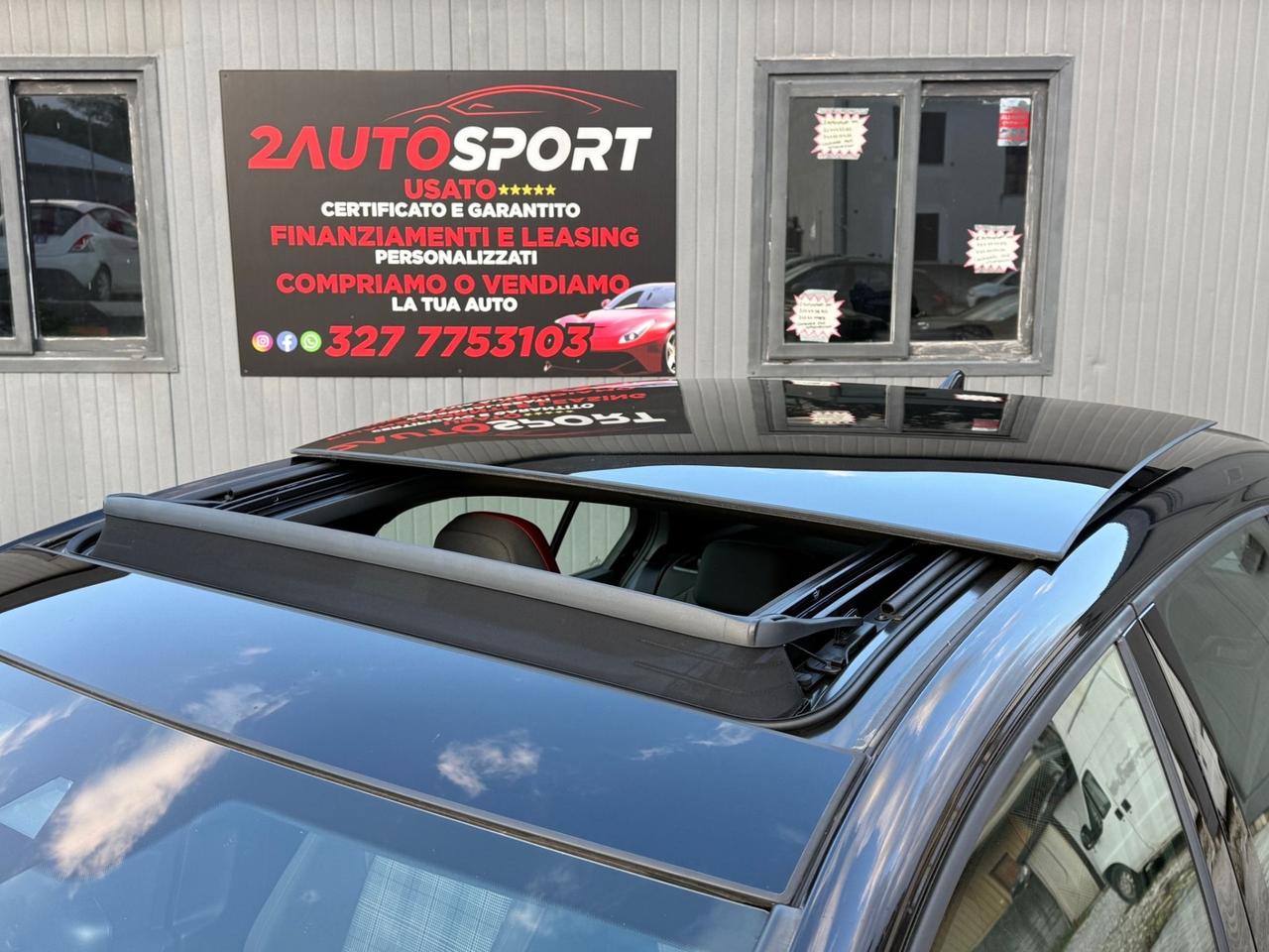 VOLKSWAGEN GOLF 8 GTI 245 CV TETTO APRIBILE 2021