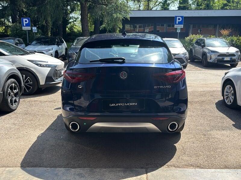 Alfa Romeo Stelvio 2.2 Turbo Diesel 180CV AT8 Q4 Super