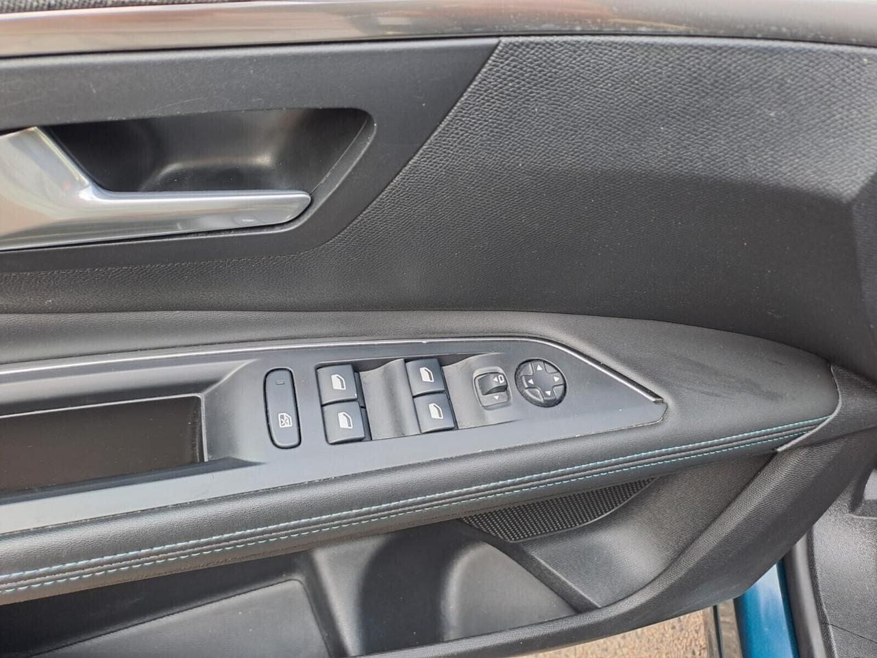 Peugeot 5008 1.5 HDi Allure 7 posti