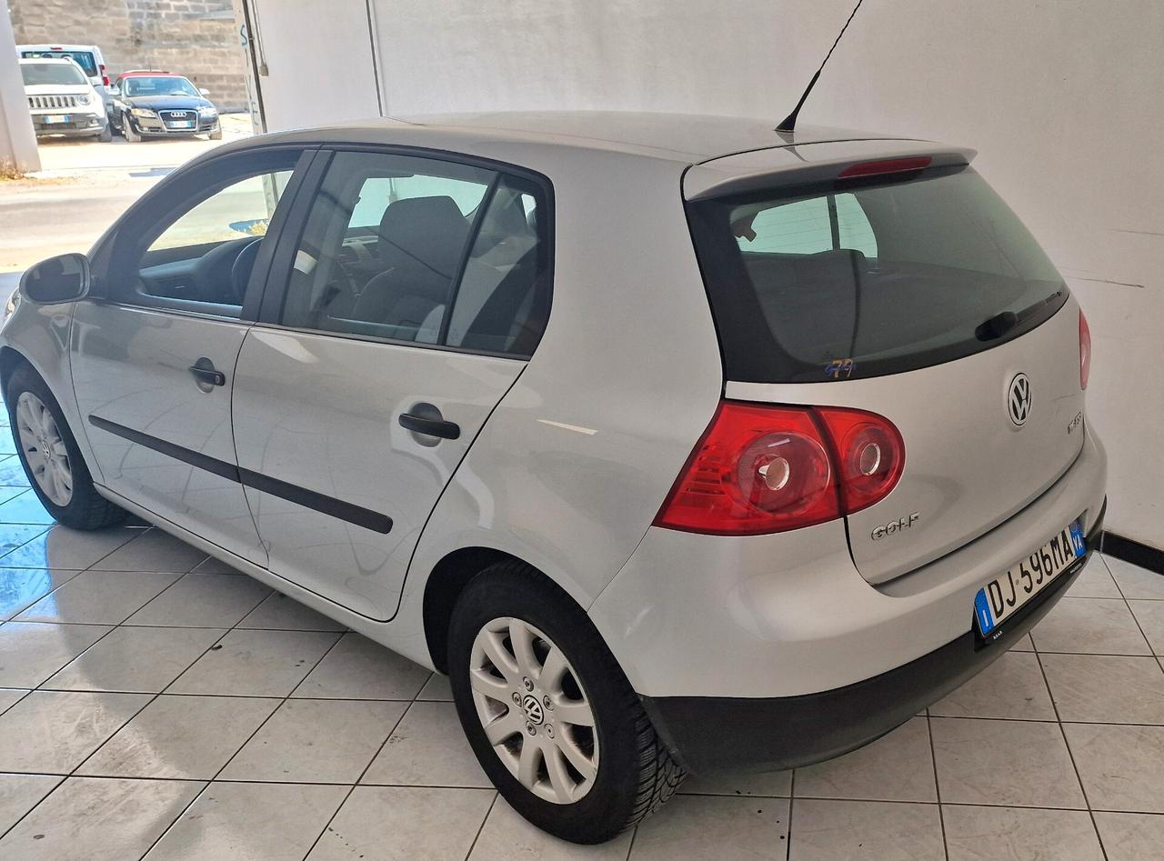 Volkswagen Golf 1.6 benzina Km 78 mila