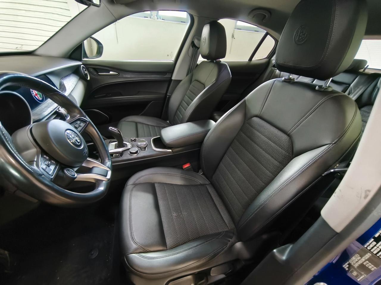 Alfa Romeo Stelvio 2.2 Turbodiesel 190 CV AT8 RWD Executive